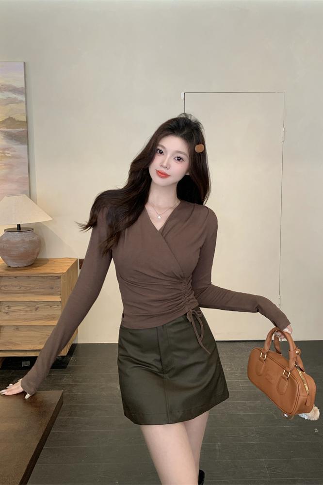 Early Spring French Irregular Pleated Cross V-Neck Women's T-Shirt Slim Fit Short Top - Image 5
