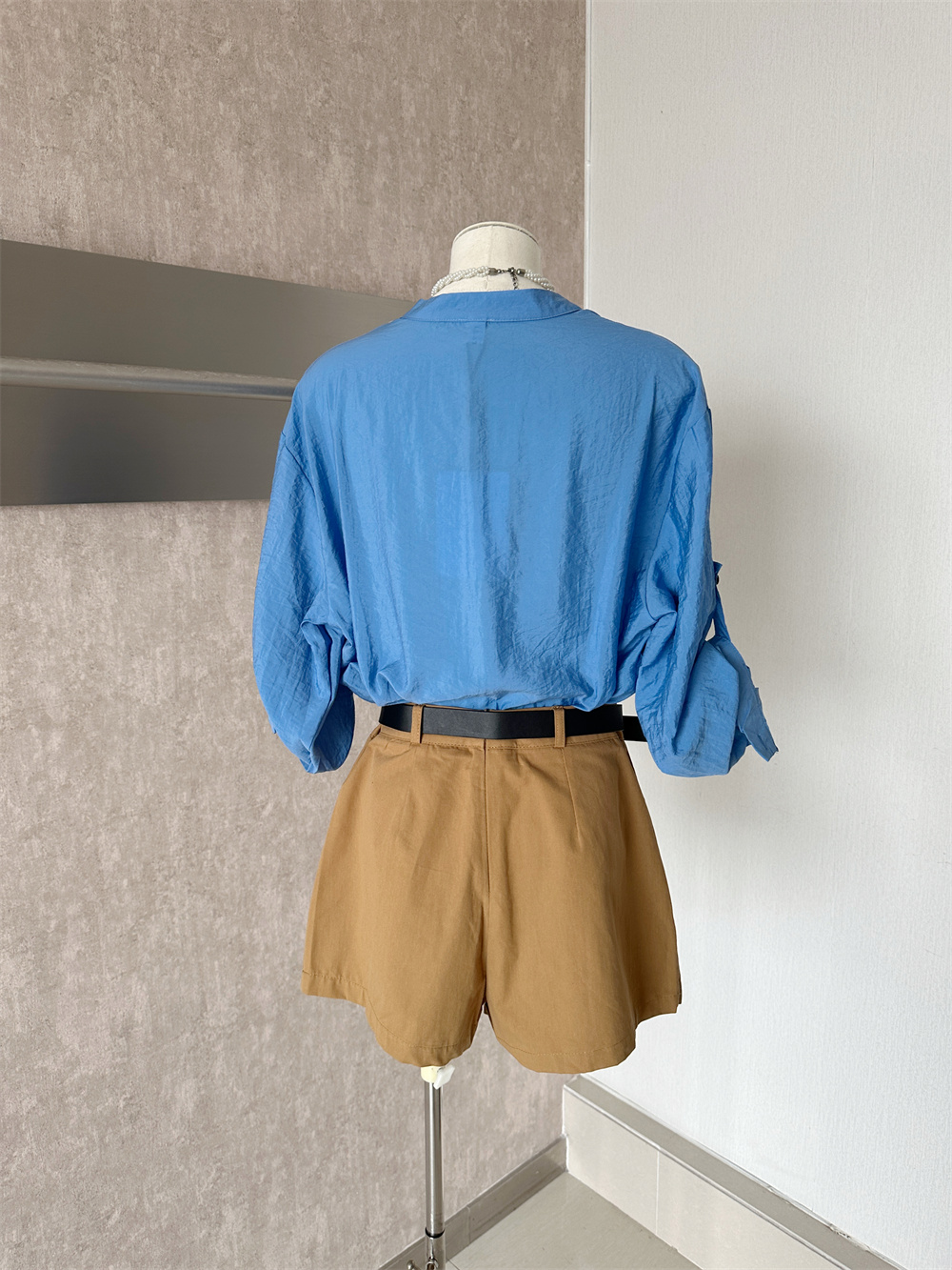 Korean Minimalist Stand Collar Loose Long Sleeve Shirt and High Waist Slimming Skirt Two Piece Set for Women - Image 3
