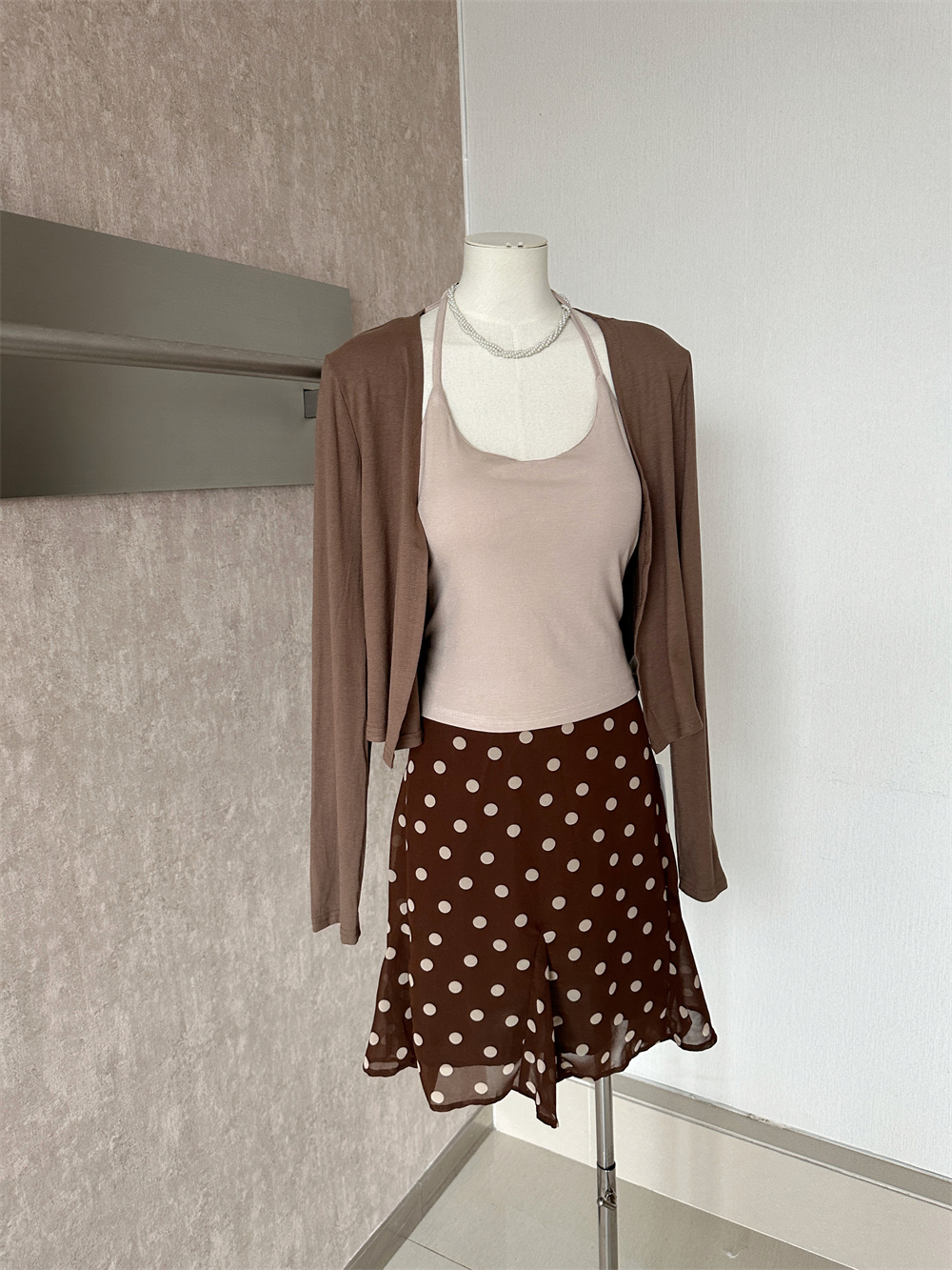 korean-style-halter-cami-top-long-sleeve-cardigan-polka-dot-skirt-three-piece-set_1